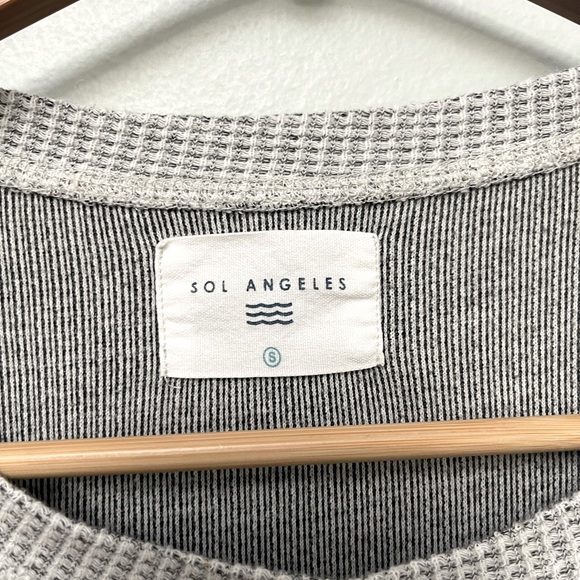 Sol Angeles Apres Cold Shoulder Dress, Grey Sz S - Picture 6 of 7